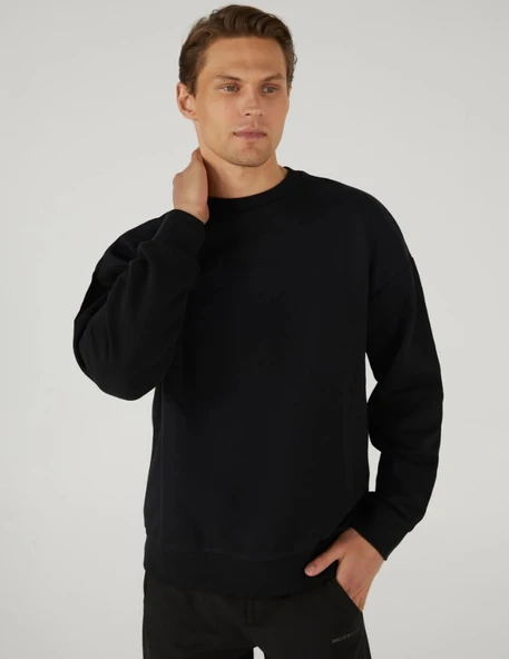 Skechers M Essential Crew Neck S242113 Sweatshirt Erkek Sweatshirt