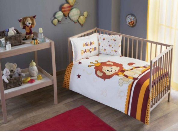 Taç Lisanslı Bebek Nevresim Takımı Galatasaray Aslan Parçası Baby - 1