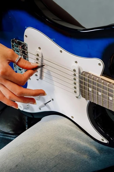 Midex CEG-36BL 8-12 Yaş Çocuklar İçin Amfili Full 3/4 36 İnç Elektro Gitar Seti Blue - Resim 4