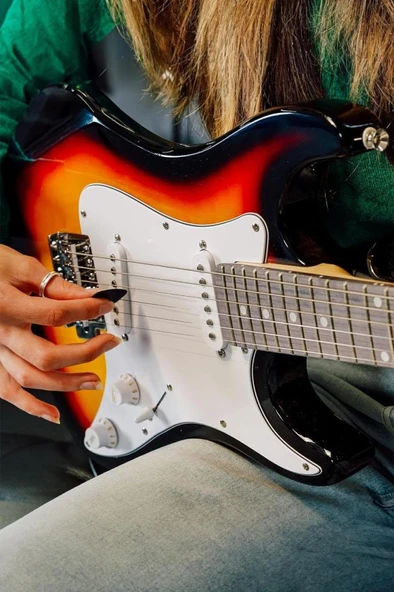 Midex CEG-36SB 8-12 Yaş Çocuklar İçin Amfili Full 3/4 36 İnç Elektro Gitar Seti Sunburs - Resim 4