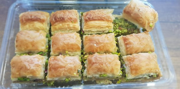 İri Taneli Antep Fıstıklı Baklava 1 Kg