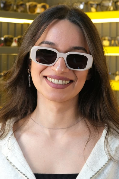 Prada Kadın Güneş Gözlüğü 0PR 17WS-VYJ6X1