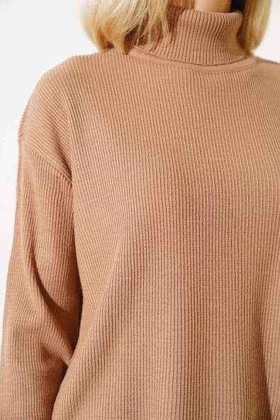 Balıkçı Yaka Midi Etekli Triko Takım Büsküvi - 4