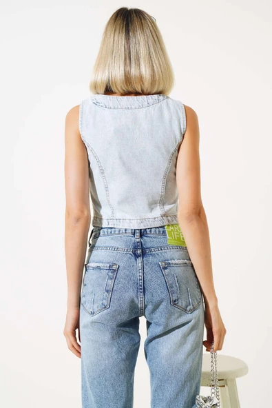 Metal Düğmeli Kot Yelek Buz Mavisi - Resim 3