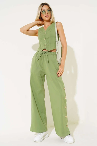 Tahta Düğmeli Yelekli İkili Takım Yeşil ürün görseli 1