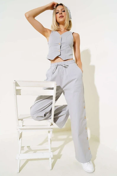 Tahta Düğmeli Yelekli İkili Takım Gri - Resim 2