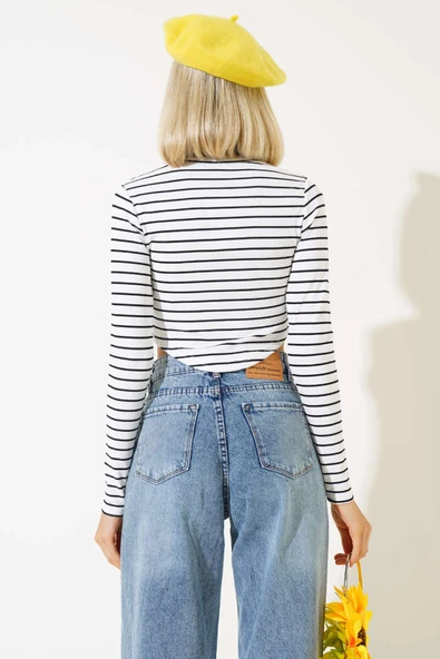 Paris Nakışlı Çizgili Bluz Beyaz - Resim 3