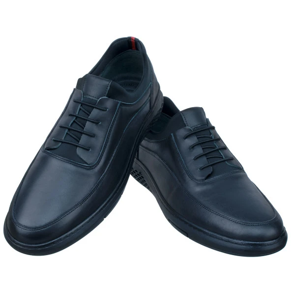 Siyah Bağcık Detaylı Lastikli Günlük Erkek Ayakkabı