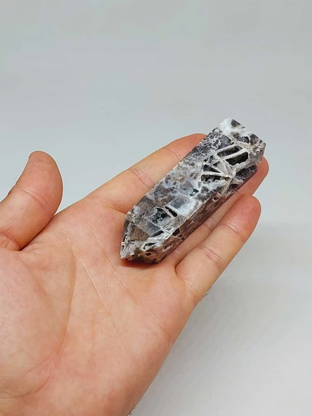 Kalsedon & Akik Druze Taşı Koleksiyonluk Piramit Uçlu (52982) ürün görseli