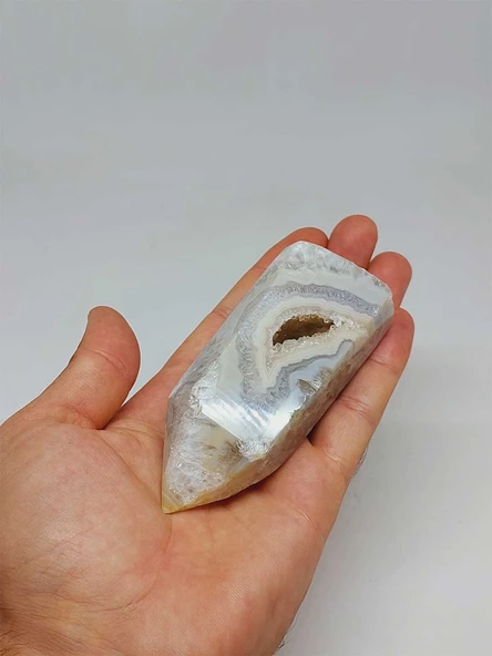 Kalsedon & Akik Druze Taşı Koleksiyonluk Piramit Uçlu (52972) ürün görseli