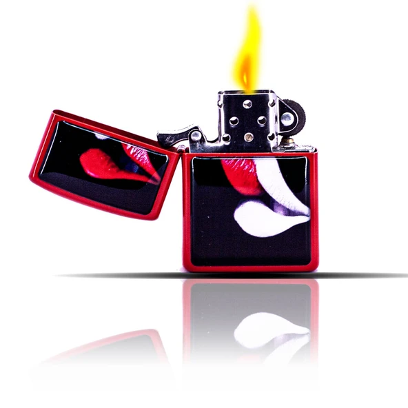 Dudak Baskılı Kırmızı Benzinli Çakmak ürün görseli