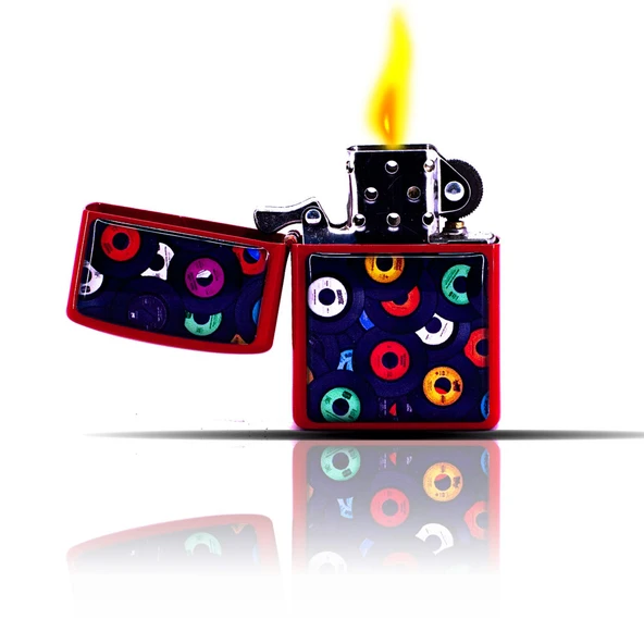 Renkli Plak Desenli Kırmızı Benzinli Çakmak - Resim 6
