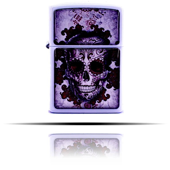 Kafatası Desenli Kırmızı Beyaz Benzinli Çakmak ürün görseli