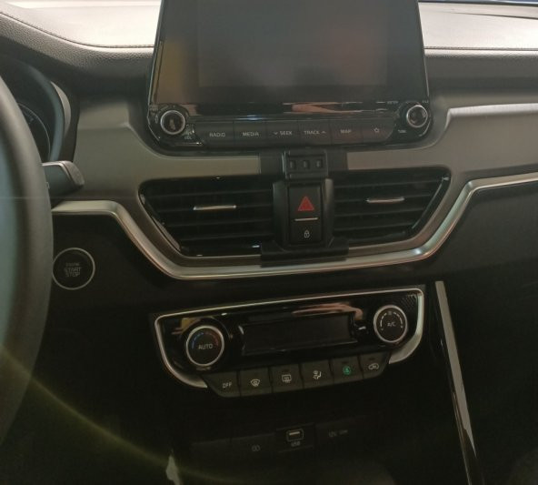 Kia Sportage 2018 2019 Model için Özel Telefon Tutucu BM7