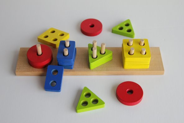 Geometrik Şekilli 4'lü Geçmeli Oyuncak Puzzle Eğitici Oyuncak