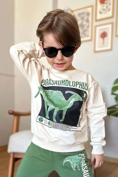 Erkek Çocuk Üzerinde Parasaurolophus Figürlü ve Yazı Baskılı Yeşil Eşofman Takım - Resim 3