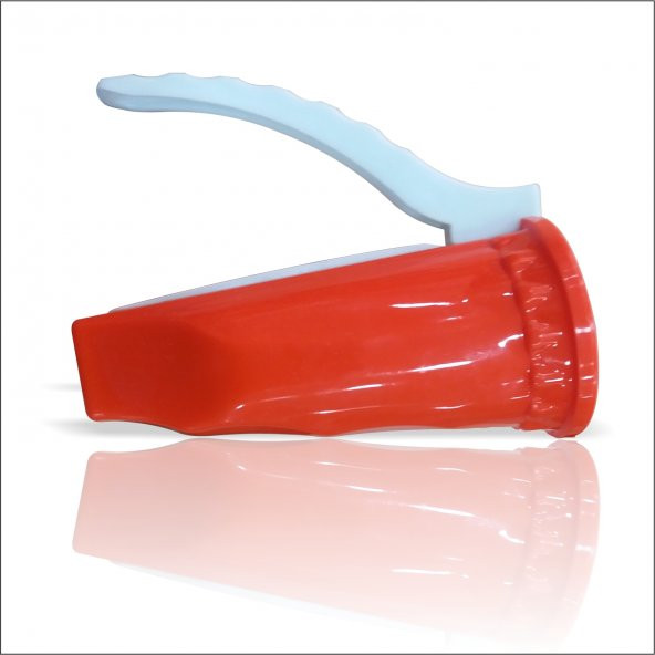 Kapalı Sağlam Plastik Hazneli Kovanlı Badem Fındık Ceviz Kırıcı