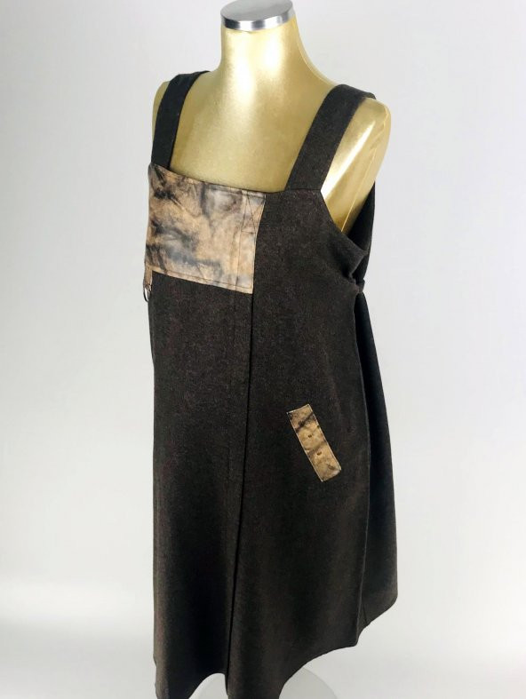 SNY Klasik Yaka Kırçıllı Deri Detaylı Kolsuz Cepsiz Yünlü Kahverengi Hamile Elbise