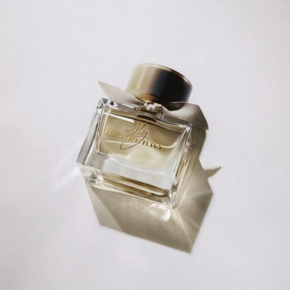 Burberry My Burberry EDT 90 ml Bayan Parfümü - 3