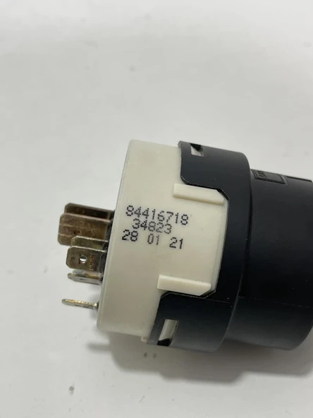 New Holland 84416718 Kontak Anahtarı 2.El - Resim 4