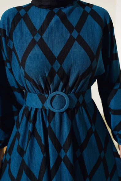 Desenli Yarasa Kol Kemerli Elbise Petrol - Resim 4