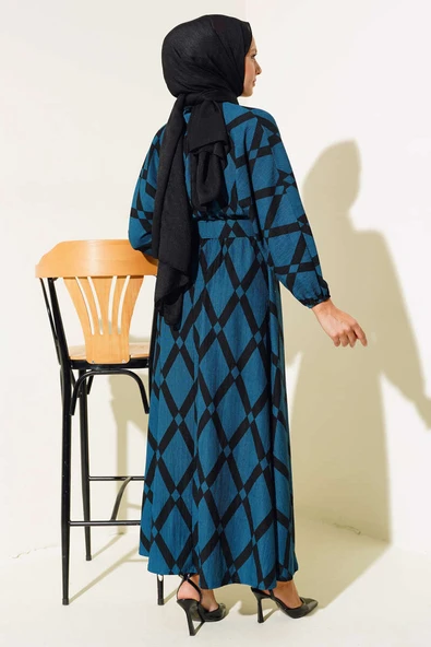 Desenli Yarasa Kol Kemerli Elbise Petrol - Resim 3