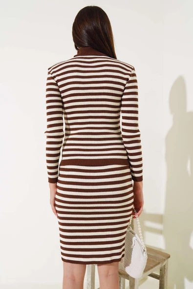 Çizgili Etekli Body Triko Takım Kahve - 3