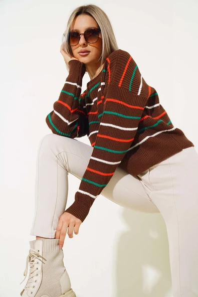 Renkli Çizgili Triko Crop Kazak Kahve