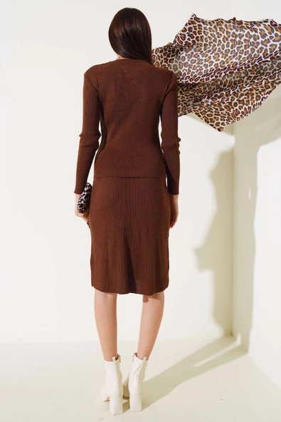 Boydan Düğmeli Midi Etekli Fitilli Triko Takım Kahve - 3