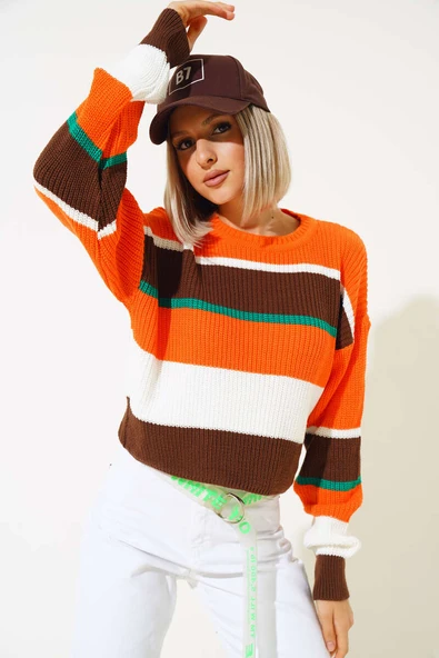 Renkli Kalın Çizgili Triko Crop Kazak Kahve