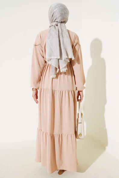 Önü Yarım Düğmeli Kat Kat Elbise Bej - Resim 3