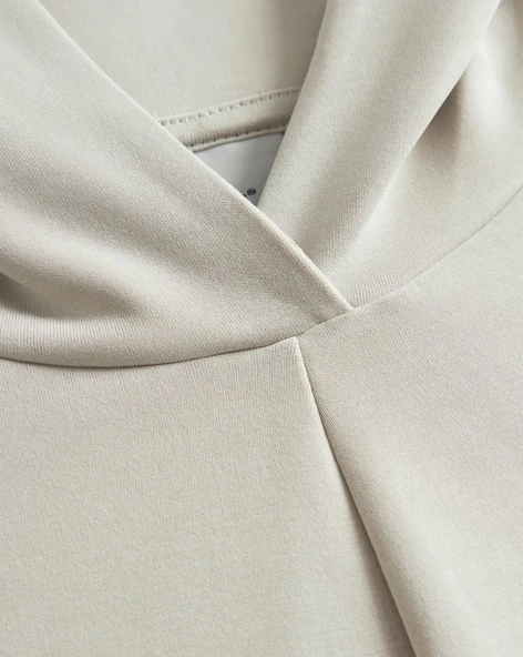 Skechers W Soft Touch Hoodie Sweatshirt S242151 Kadın Sweatshirt - Resim 3