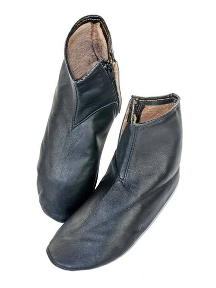 Koyun Derisi Kürklü Mest – İçi Miflonlu, Sıcak ve Dayanıklı