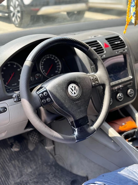 Volkswagen Golf 5 Araca Özel Direksiyon Kılıfı (Kristal Karbon Soft Nokta Siyah İp)