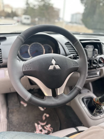 Mitsubishi L200 Araca Özel Dikmeli Direksiyon Kılıfı - Resim 3