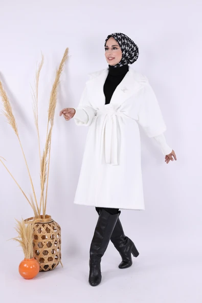 Bel Kuşaklı Yaka Taş Broş Detaylı Kaban 7874 Ekru - Resim 3