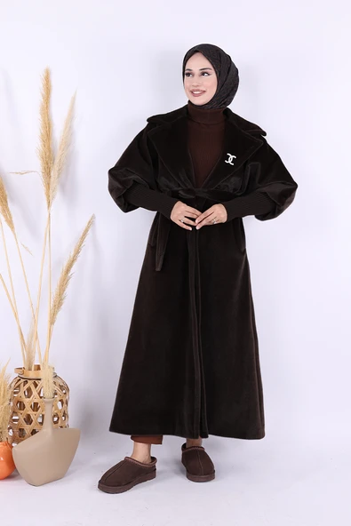 Bel Kuşaklı Yaka Taş Broş Detaylı Uzun Kaban 7923 Kahverengi - 2