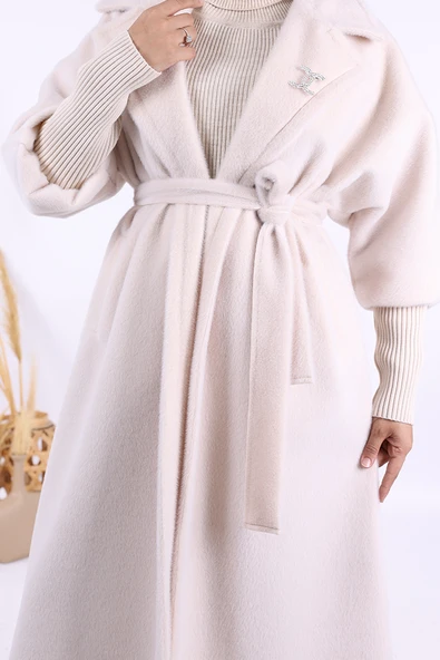 Bel Kuşaklı Yaka Taş Broş Detaylı Uzun Kaban 7923 Taş - Resim 6