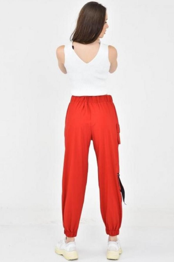 Paça ve Belden Lastikli Yandan Cepli Kırmızı Kadın Kargo Pantolon - 5