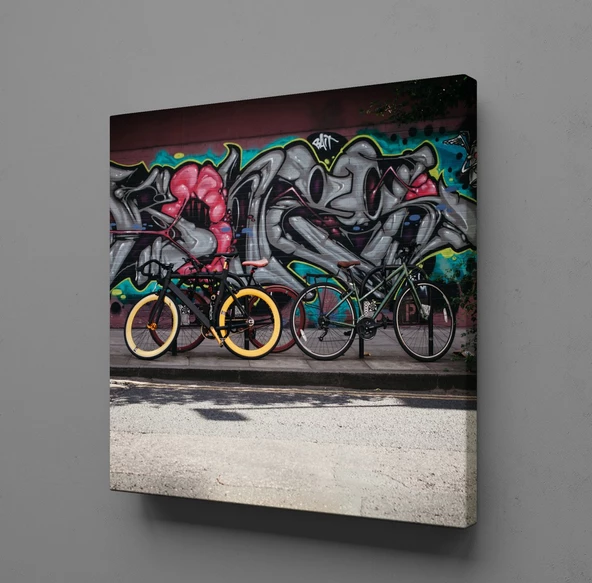 BİSİKLETLER KANVAS TABLO ürün görseli 1