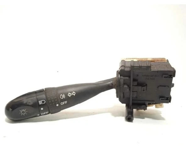 Suzuki Grand Vitara 2006-2012 Far Açma Kolu ürün görseli 1