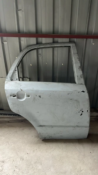 SUZUKİ SX4 SEDAN ARKA SAĞ KAPI ÇIKMA ürün görseli 1