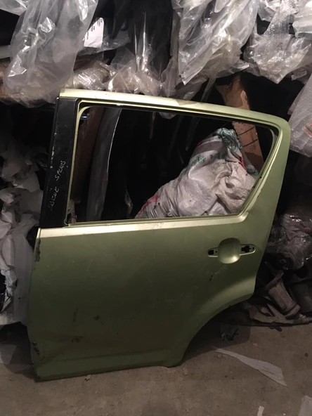 Daihatsu Sirion ARKA SOL KAPI ÇIKMA