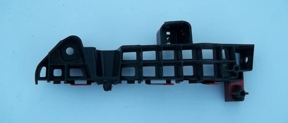 Suzuki Vitara 15-18 Ön Tampon Braketi Sağ