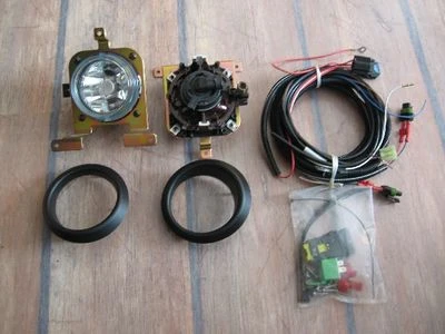 Suzuki Grand Vitara 98-05 SİS FARI TAKIMI GV3 YH4/Y8W ürün görseli 1