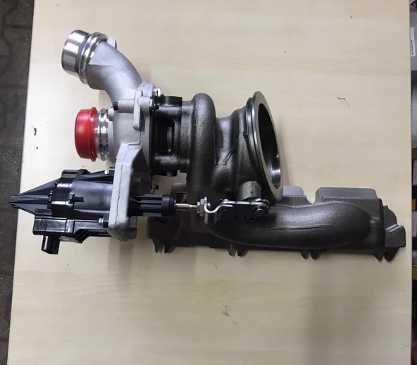 BMW F20 F30 F32 TURBO ŞARJ 3 SİLİNDİR Döküm Manifold