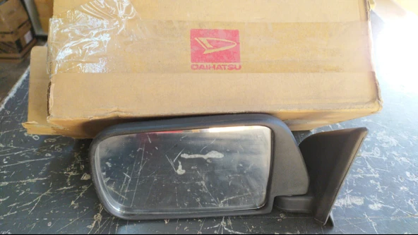 Daihatsu Cuore Sol Ayna Orj