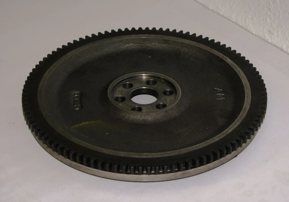 Suzuki Swift 1.3 90-03 Volant Komple - 2