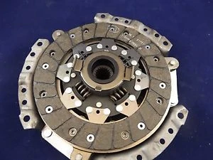 Toyota Carina 1.6 Debriyaj Seti ürün görseli 1