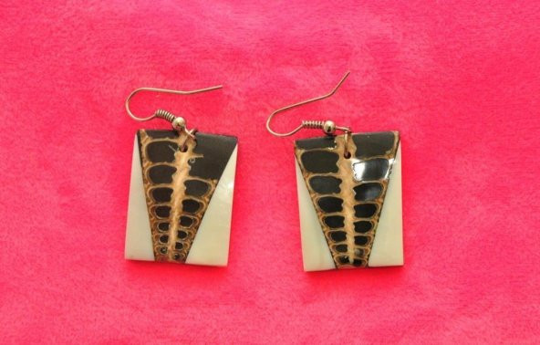 Hdmarketim Sedef El Yapımı Sallantı Tasarım Dikdörtgen Küpe ürün görseli 1